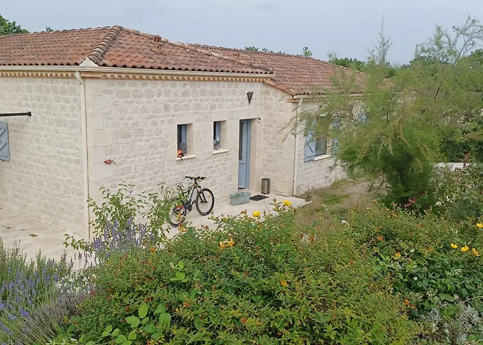Domaine Anges Et Oiseaux 2 à 10 Personnes * Saint Paul de Loubressac