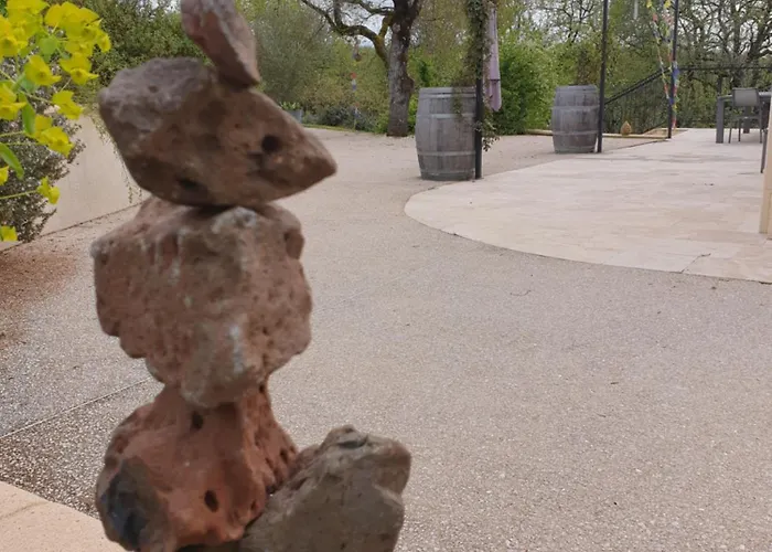 Domaine Anges Et Oiseaux 2 à 10 Personnes Villa *